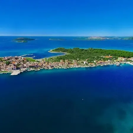 Apartman Rosmarino * Brodarica (Sibenik-Knin)