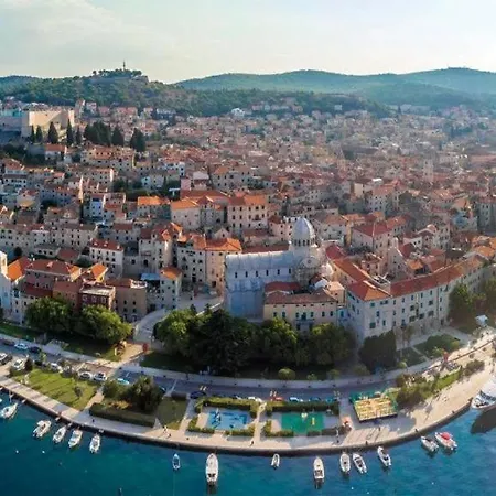 Διαμέρισμα Apartman Rosmarino