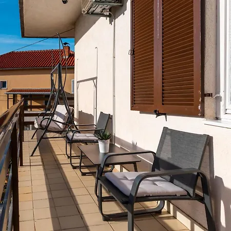 Διαμέρισμα Apartman Rosmarino *
