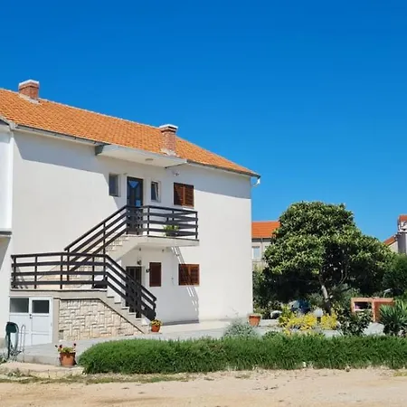 Διαμέρισμα Apartman Rosmarino *
